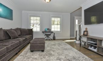 3 Susan Valley Ter, Alloway, NJ 07462