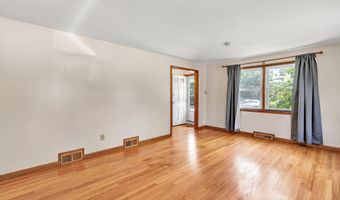 70 Sage Ave, Bridgeport, CT 06610