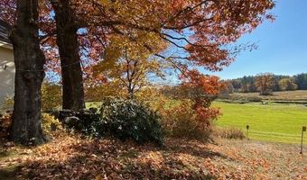 44 Pleasant View Rd, Bradford, NH 03221