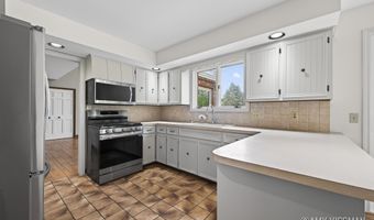 3415 N Applecrest Ct SE, Ada, MI 49301