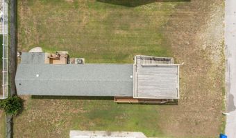 204 Winston Ave, Atlantic Beach, NC 28512
