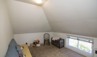 532 Spring St, Alderson, WV 24910