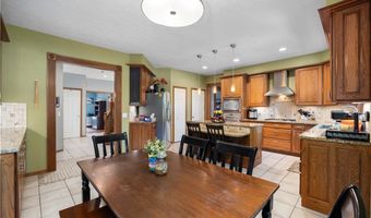 224 Sleepy Hollow Dr, Amherst, OH 44001