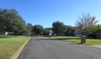 104 Pebble Beach Dr, Benton, LA 71006