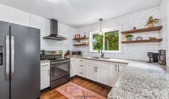 3227 Driftwood Dr, Charlotte, NC 28205
