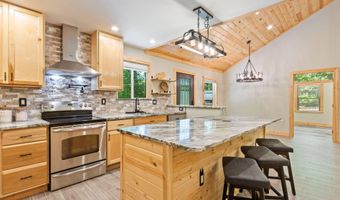 2052 Granny Squirrel Dr, Andrews, NC 28901