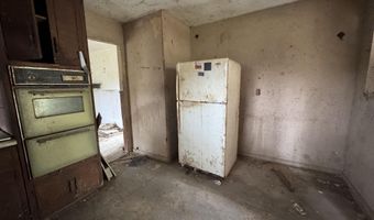 2033 WINCHESTER Rd, Anniston, AL 36201