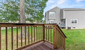 27 Country Hill Rd, Nashua, NH 03063