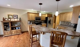 1726 Arthurs Ct, Aberdeen, SD 57401