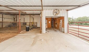 409 S Hubbard St, Alvord, TX 76225