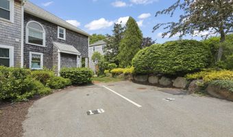 18 Harbor Hill Dr, Bourne, MA 02532