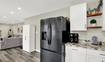 7589 Fox Tail Cir, Avon, IN 46123