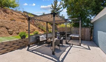 2865 Hypoint Ave, Escondido, CA 92027