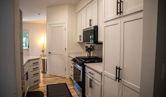 2052 Liberty Hts, Ann Arbor, MI 48103