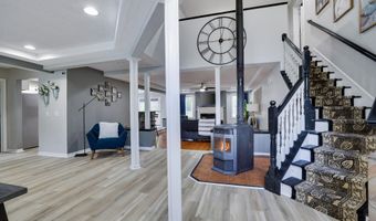 343 High Country Dr, Blakeslee, PA 18610