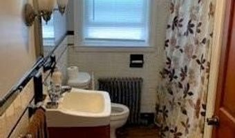 15 Lookout Ave, North Providence, RI 02911