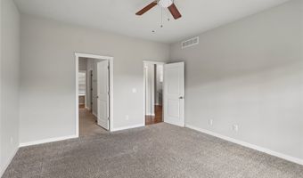 1112 32nd St SE, Altoona, IA 50009