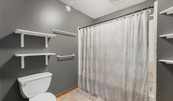 151 Bluffs Rd NW, Alexandria, MN 56308