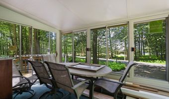 27 Longfellow Cir, Albrightsville, PA 18210
