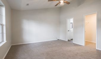 585 Eagles Nest Ct, Avon, IN 46123