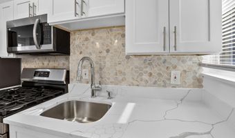 2727 BAKER St, Baltimore, MD 21216