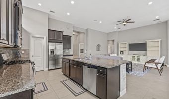 7114 BOWSPIRIT Pl, Apollo Beach, FL 33572