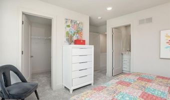 2156 Evergreen Ln 56, Ann Arbor, MI 48103