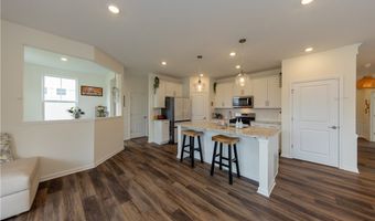 766 River Run Rd, Aurora, OH 44202