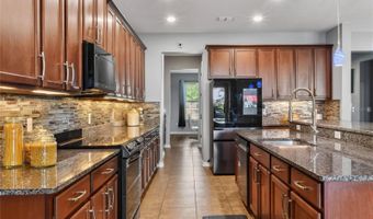 232 MAGNETA Loop, Auburndale, FL 33823