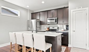 1812 Roebling Rd, Adel, IA 50003