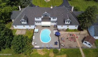 9 University Pl, Amsterdam, NY 12010