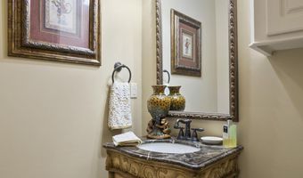 166 Woodlands Glen Cir, Brandon, MS 39047