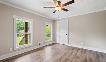 136 Ridgecrest Dr, Ball Ground, GA 30107