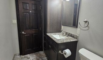 1507 Squire Ln, Aberdeen, SD 57401