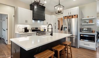 104 Timber Ln, Ackworth, IA 50001