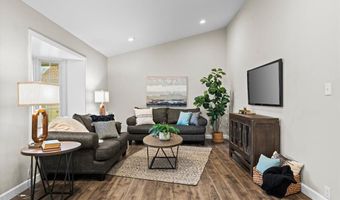 1329 Westbrooke Terrace Dr, Ballwin, MO 63021