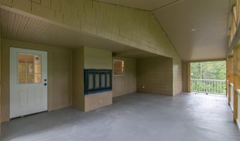 575 North St, Agawam, MA 01030