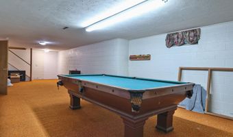 230 8th St, Adams, NE 68301