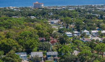 310 MAGNOLIA St, Atlantic Beach, FL 32233