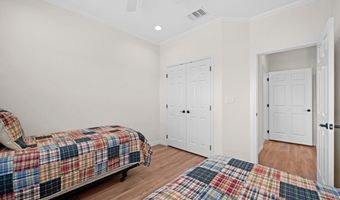 702 S BAY St, Aransas Pass, TX 78336