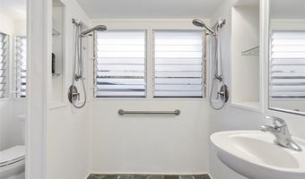 1373 Kupau St, Kailua, HI 96734