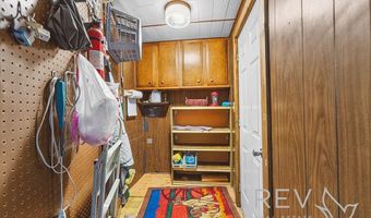 31 Posten Rd, Cody, WY 82414