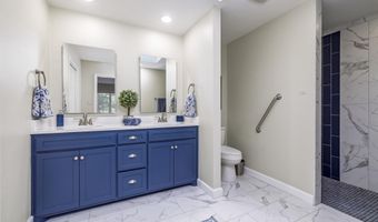 1 Escondite Ln, Hot Springs, AR 71909