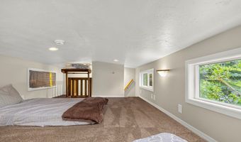 10 P St, Cascade, ID 83611
