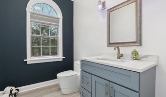 6801 CAPRI Pl, Bethesda, MD 20817