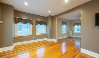 200 Woodward Ave, East Providence, RI 02914