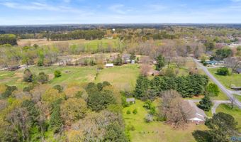 2072 Walnut St, Albertville, AL 35950