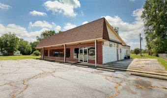 546 E Savannah St, Calhoun Falls, SC 29628