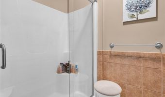 7 Daisy Ln, Coventry, RI 02816
