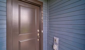 20285 NEWFOUNDLAND Sq, Ashburn, VA 20147